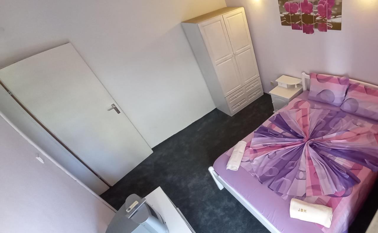 Guesthouse Flora Китен Екстер'єр фото