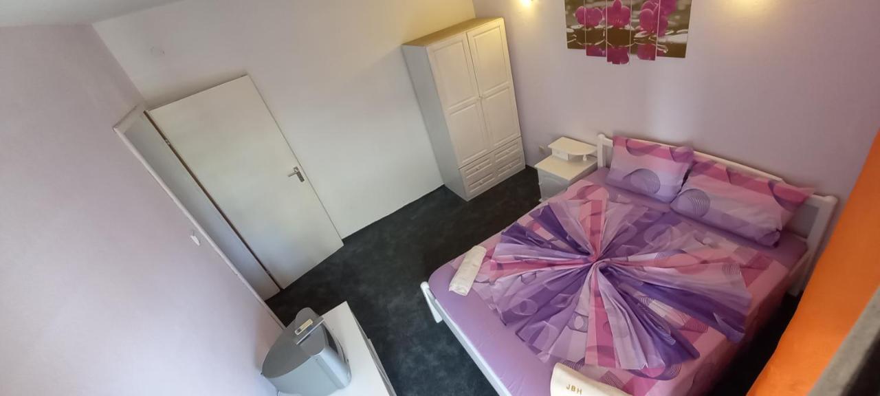 Guesthouse Flora Китен Екстер'єр фото