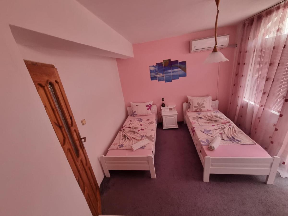 Guesthouse Flora Китен Екстер'єр фото