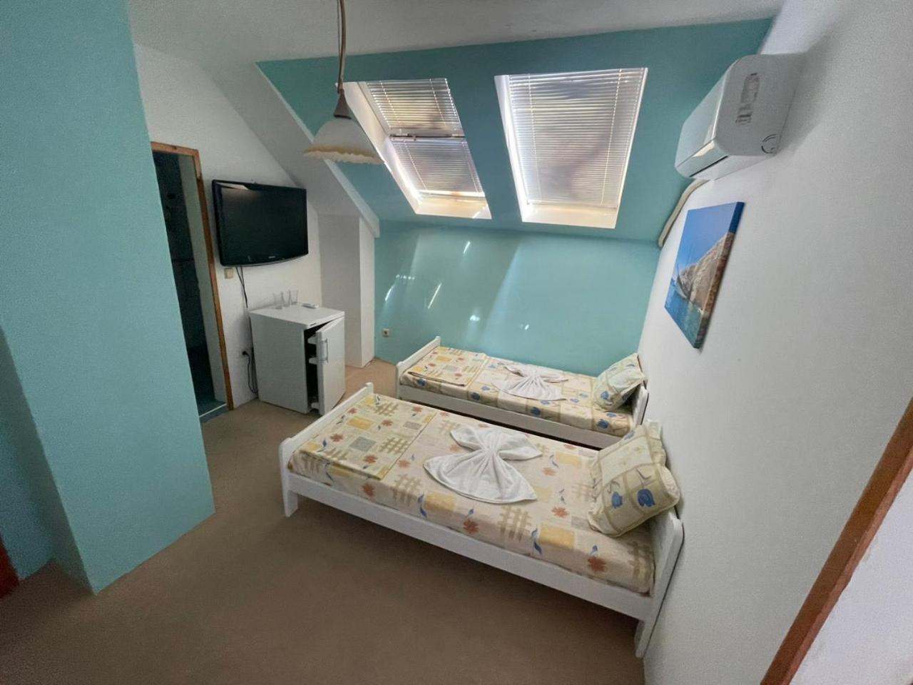 Guesthouse Flora Китен Екстер'єр фото